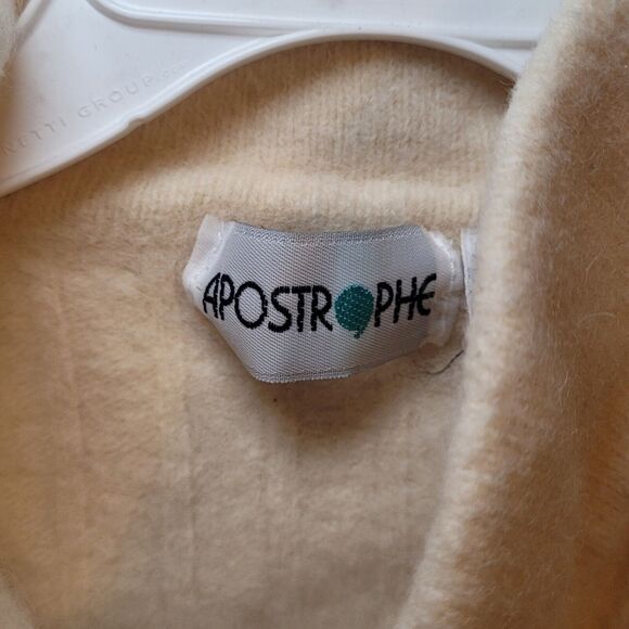 Apostrohe Girls Lambswool Blend Sweater Size M Cream Ivory Pearl Buttons - Picture 3 of 6